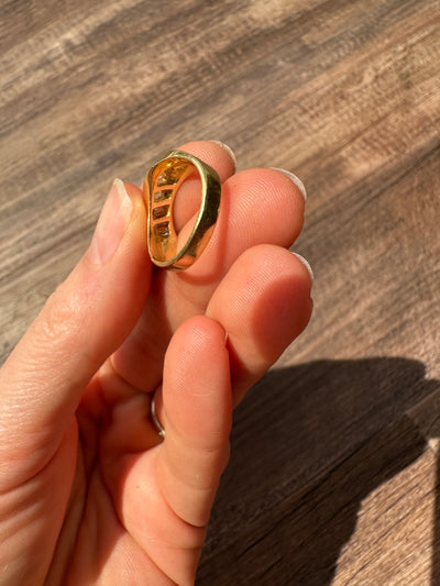 Vintage & Estate 18k yellow gold white diamond baguette twisted pinky ring, size 5