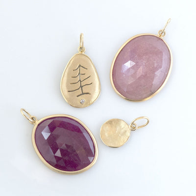 Anne Sportun 18k yellow gold disc charm 