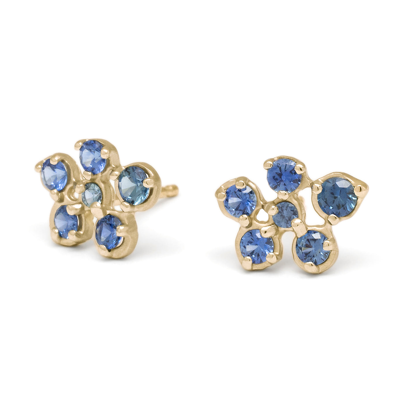 18k yellow gold stud earrings blue sapphires flower