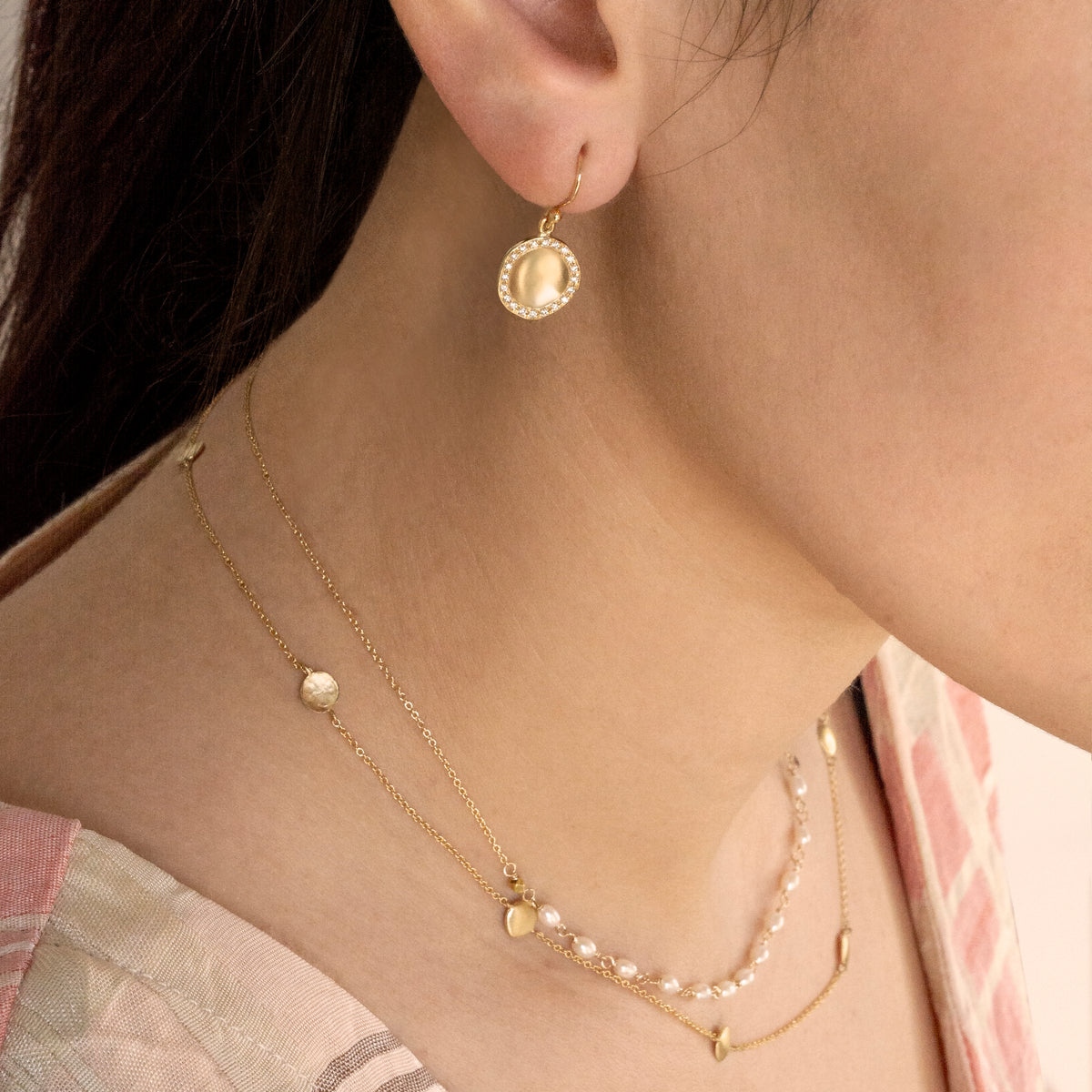 18k yellow gold hammered disc chain necklace