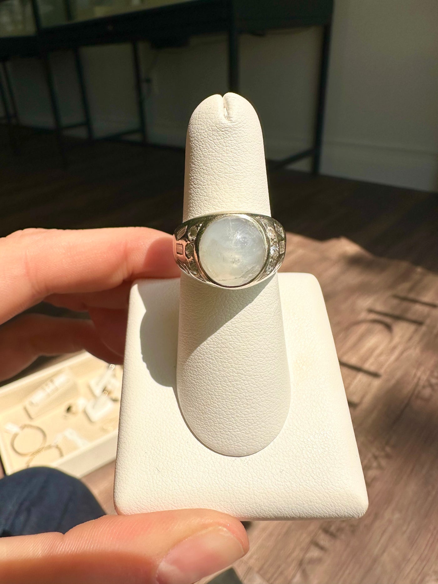 ESTATE 14K White Gold Star Sapphire Ring